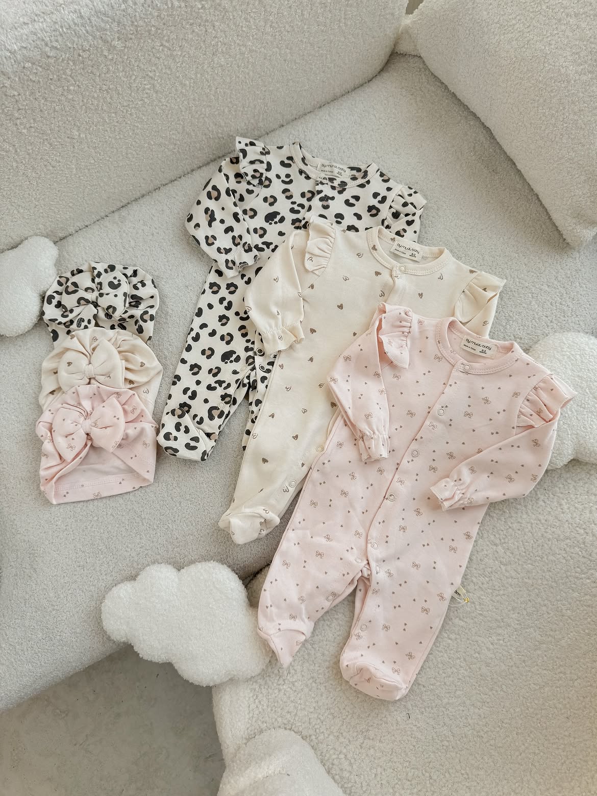 Pack Grenouillère Bébé avec Turban Assorti – 100% Coton